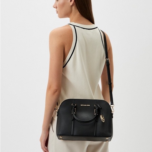 MICHAEL MICHAEL KORS
Bedford Dome Satchel - Picture 3 of 6